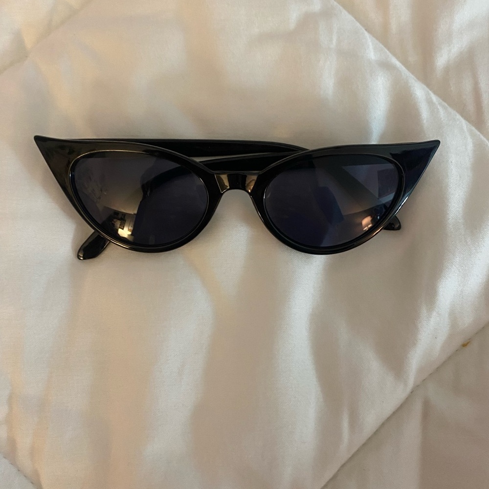 Black Cat Eye Sunglasses
